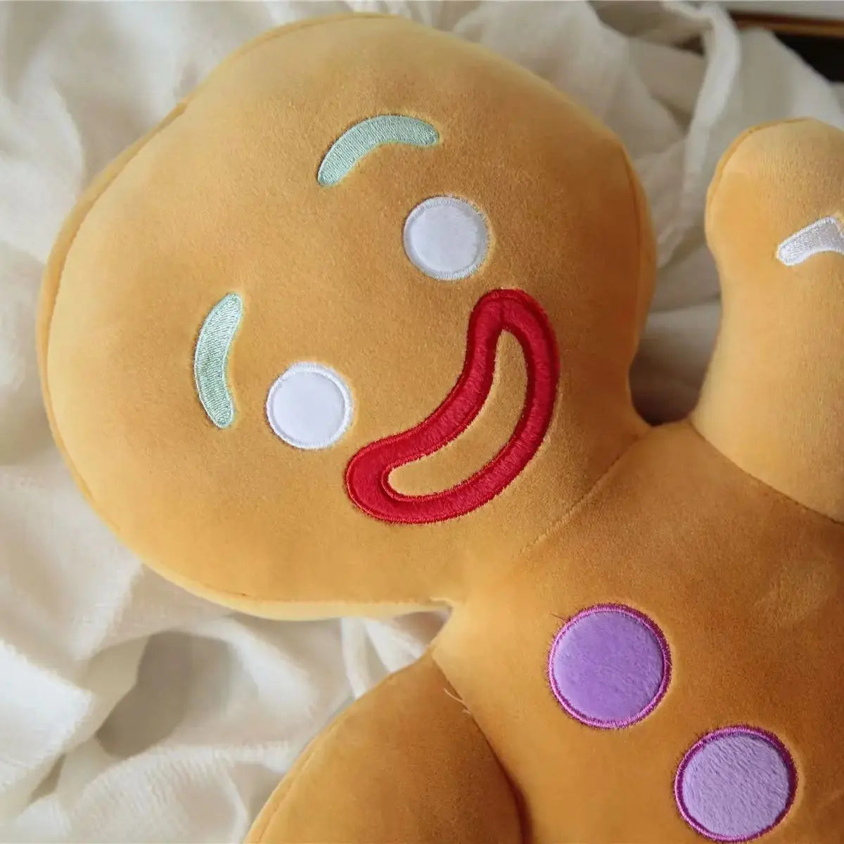 Gingerbread Biscuit Plush Toy – Soft Cookie Doll for Room Decor & Gifting