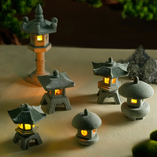 Mini Pagoda Lantern Garden Lights – Zen Micro Landscape Decor for Garden, Aquarium, or Terrarium